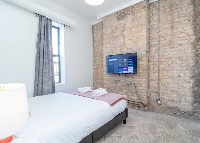 Modern 3br Smoke Ok Near Mccormick & Soldier Field Апартаменты *