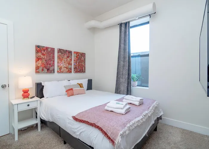 Modern 3br Smoke Ok Near Mccormick & Soldier Field Apartment